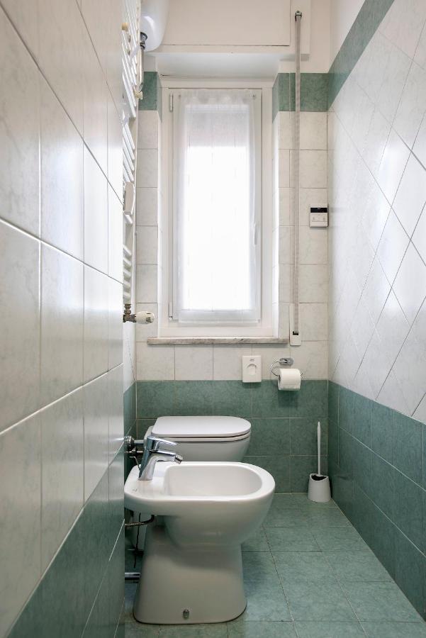 Stylish & Cozy - 5 Star Location- Balcony - View Ferienhaus Rom