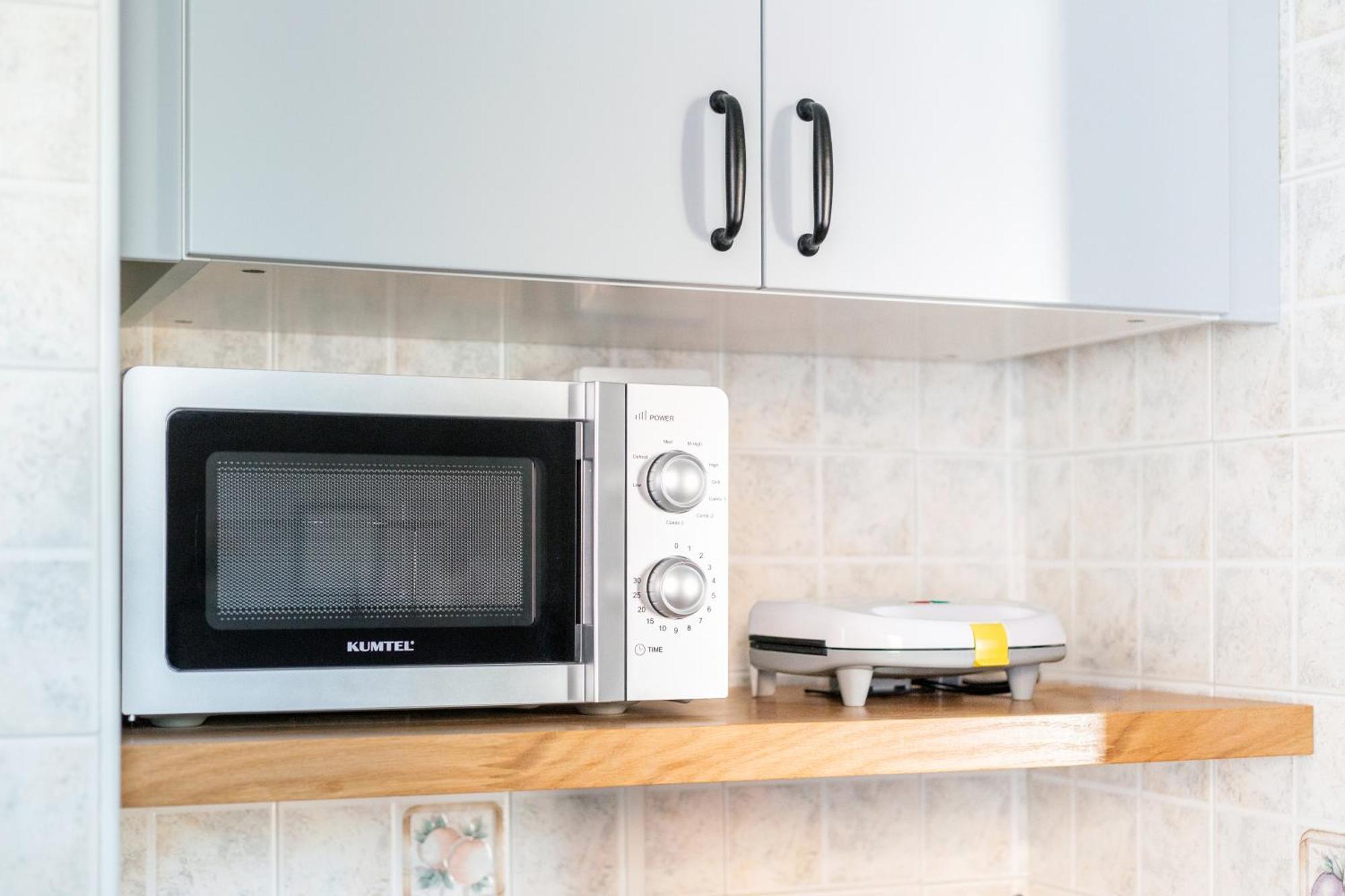 Stylish & Cozy - 5 Star Location- Balcony - View Ferienhaus Rom